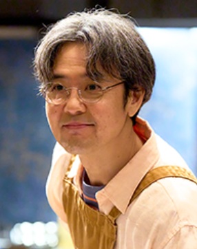 しあわせな結婚で鈴木考を演じる岡部たかし