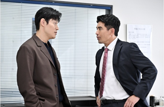 リブート第4話の儀堂と真北