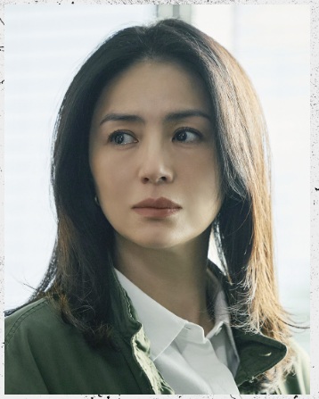 足利晴子（井川遥）