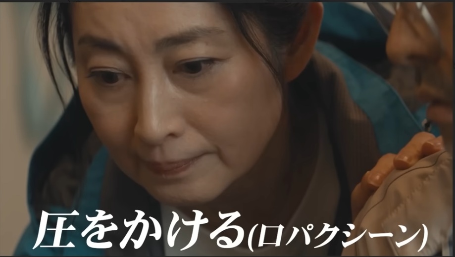 ふみがもっちゃんへ耳打ち