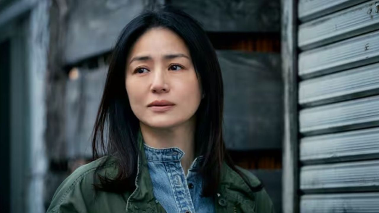 足利晴子（井川遥）
